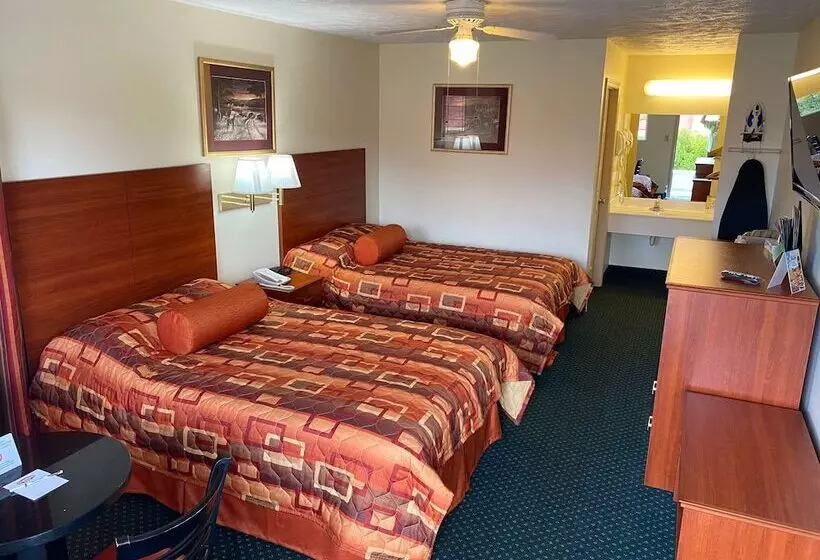 فندق Country Hearth Inn Union City