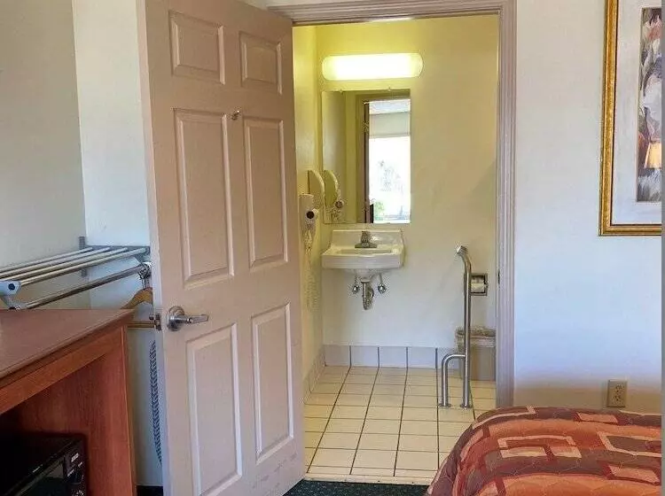 فندق Country Hearth Inn Union City