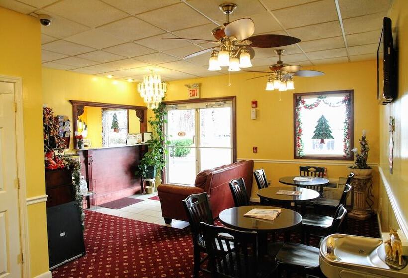 Отель Country Hearth Inn Union City