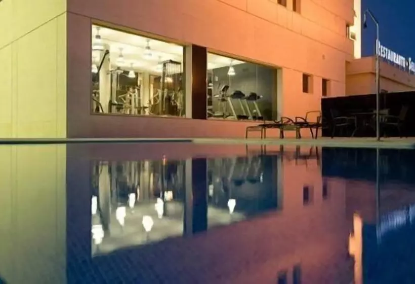 Отель Executive Sport