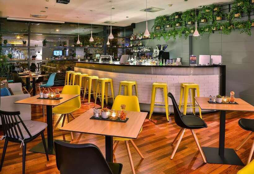 فندق Frankfurt Messe Affiliated By Melia