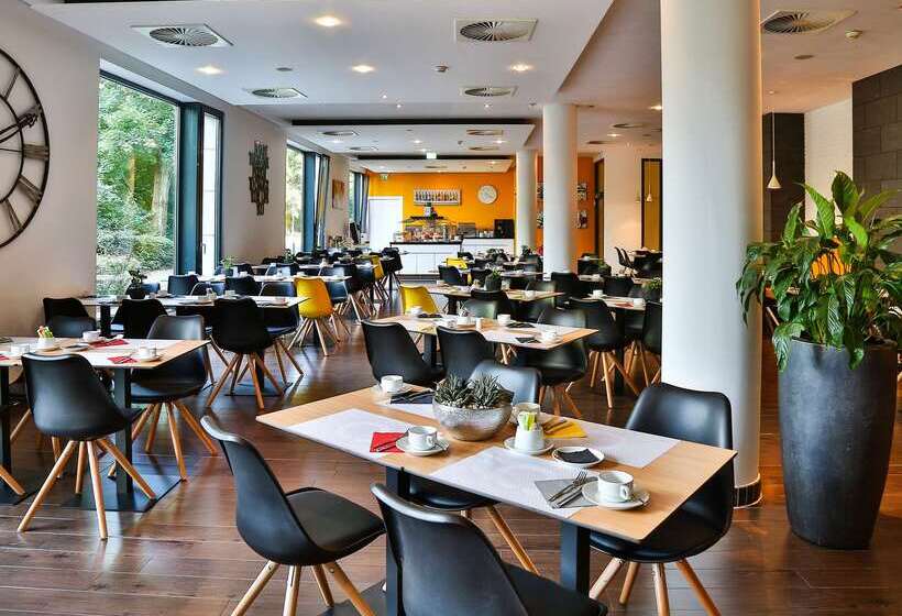 فندق Frankfurt Messe Affiliated By Melia