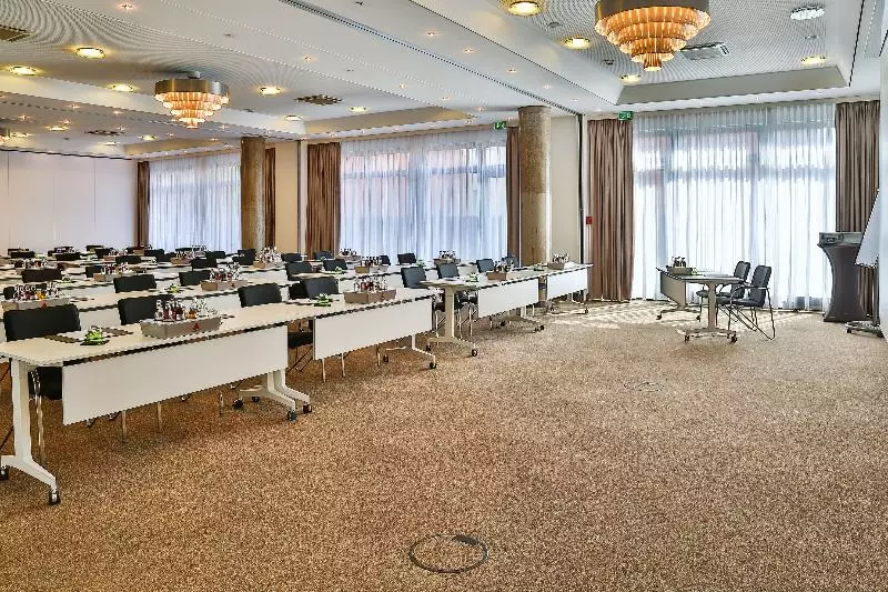 酒店 Frankfurt Messe Affiliated By Melia