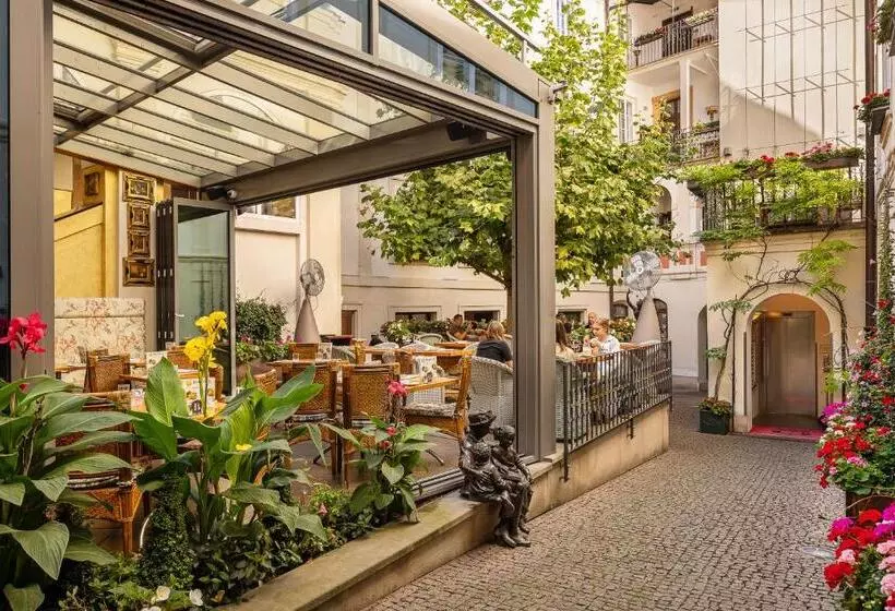 Iron Gate Hotel & Suites Prague By Bhg