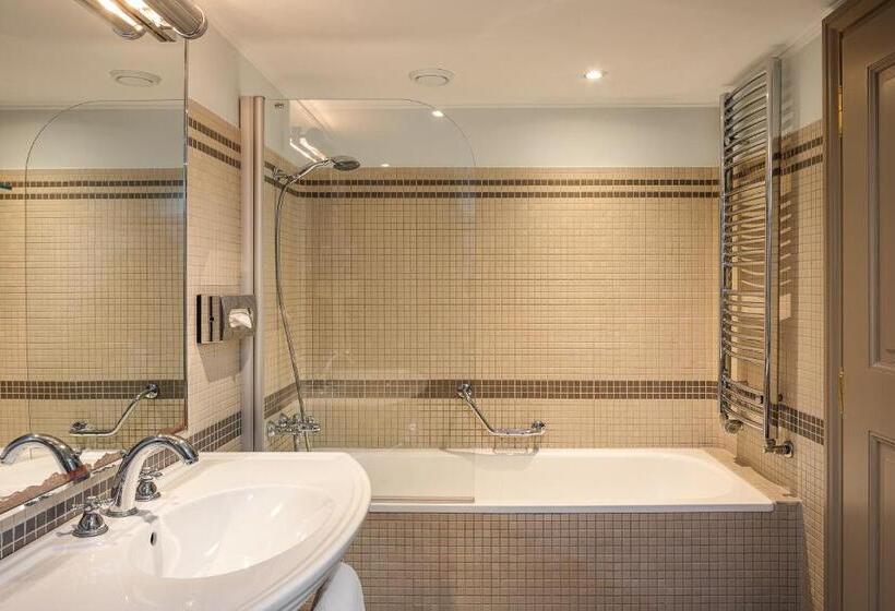 Iron Gate Hotel & Suites Prague By Bhg