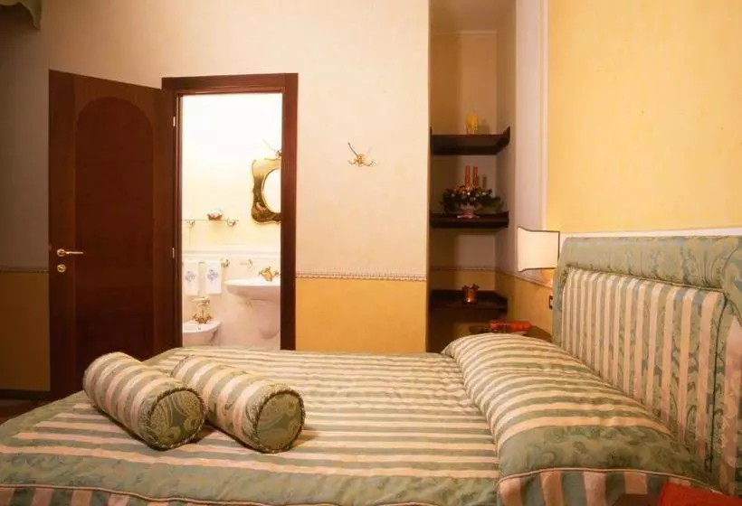 ホテル La Contrada Dei Monti