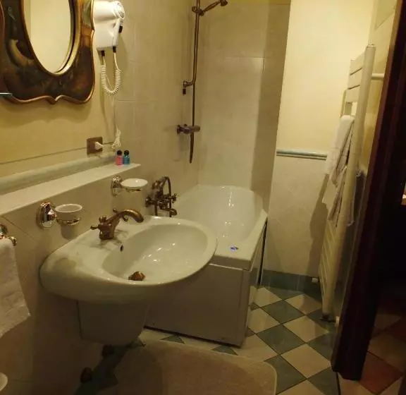 ホテル La Contrada Dei Monti