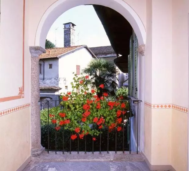 ホテル La Contrada Dei Monti