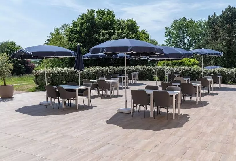 בית מלון כפרי Les Jardins De Deauville