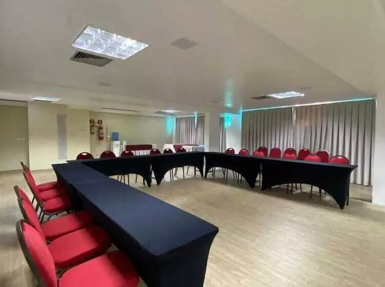 فندق Nobile Suites Tambau