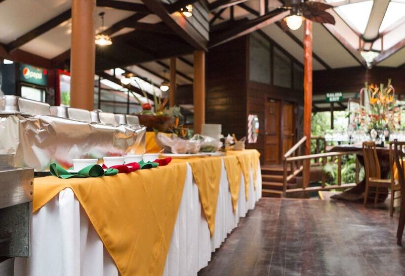 هتل Pachira Lodge