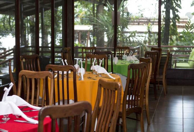 هتل Pachira Lodge