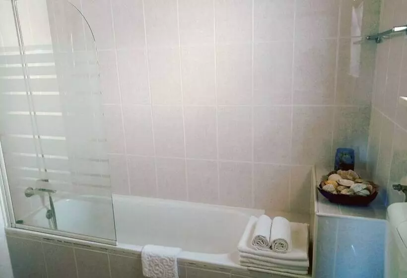 هتل Quinta Dos Caracois