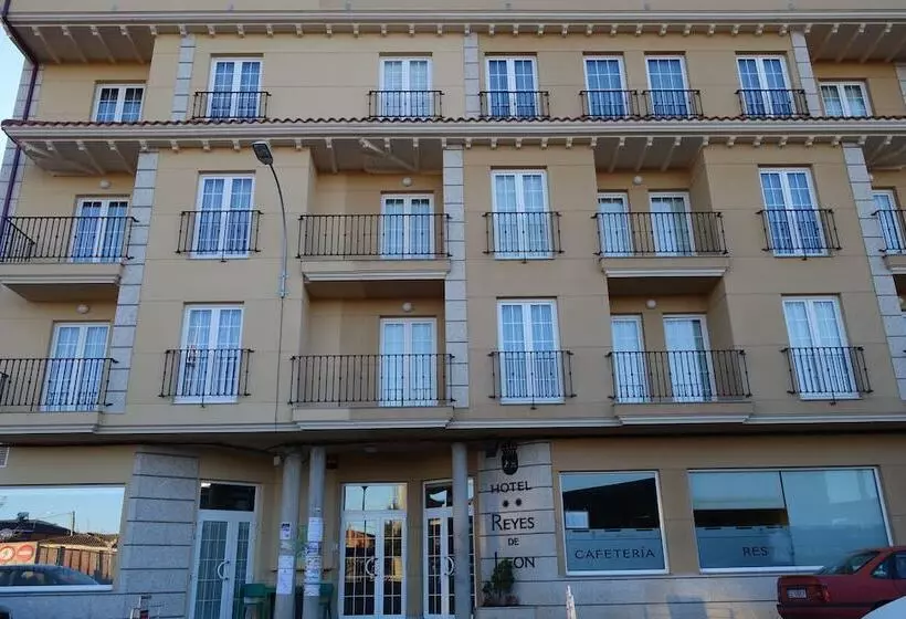 酒店 Reyes De León