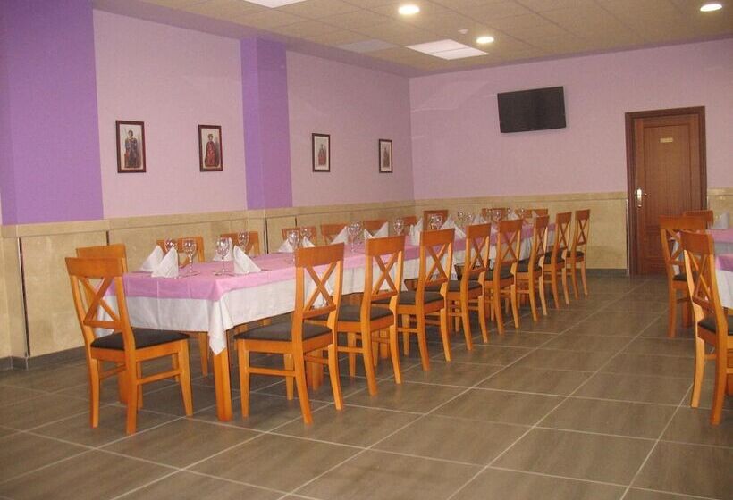 Hotelli Reyes De León