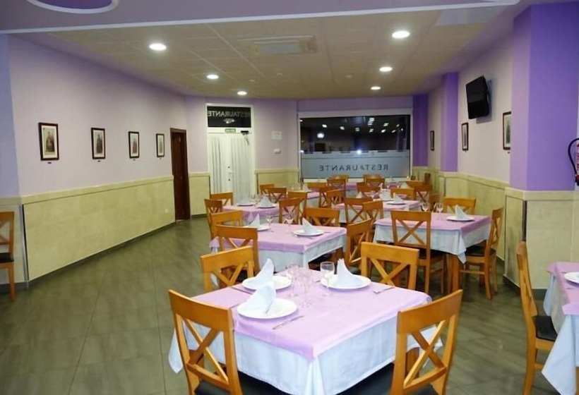 Hotelli Reyes De León