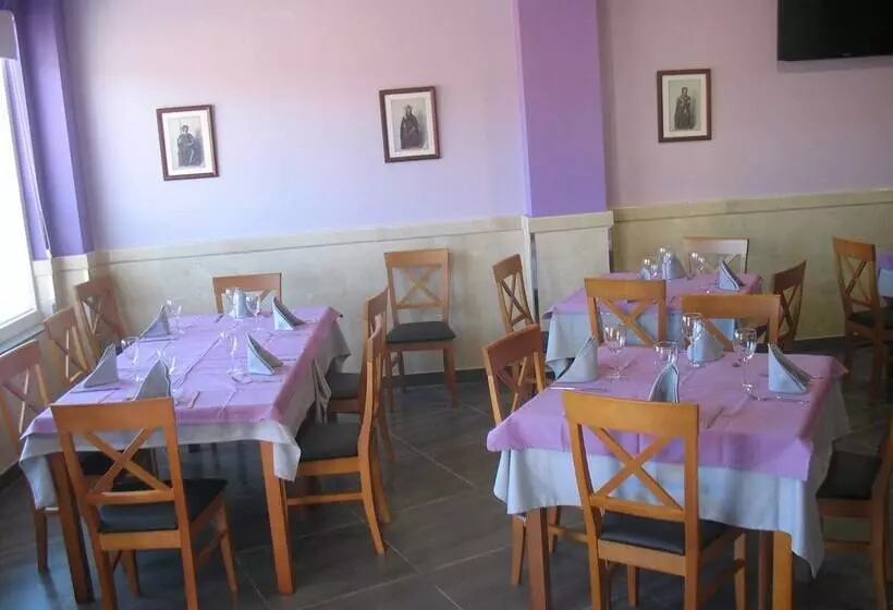 酒店 Reyes De León