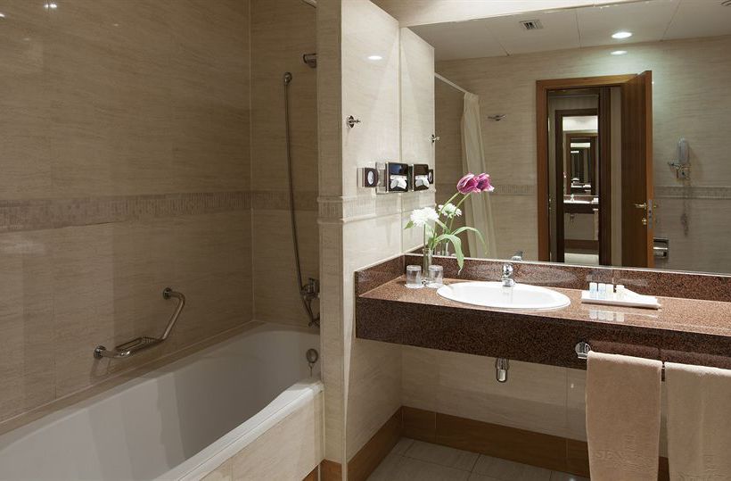 Catalonia Plaza España Hotel & Spa