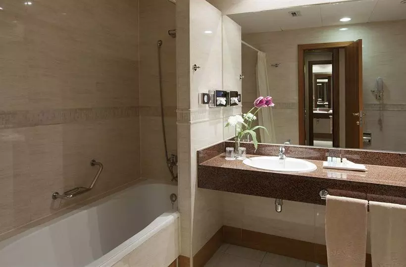 Catalonia Plaza España Hotel & Spa