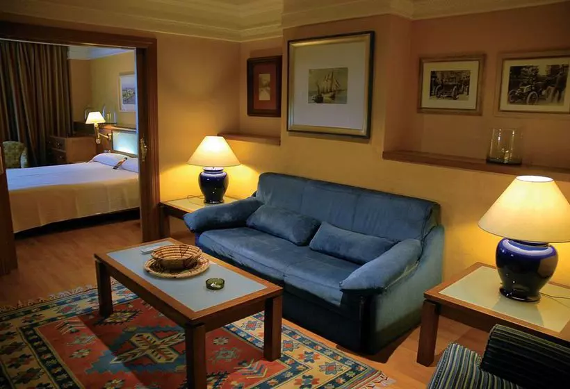 Catalonia Plaza España Hotel & Spa