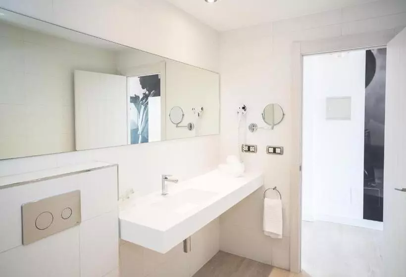 ホテル Thb Ocean Beach - Adults Only