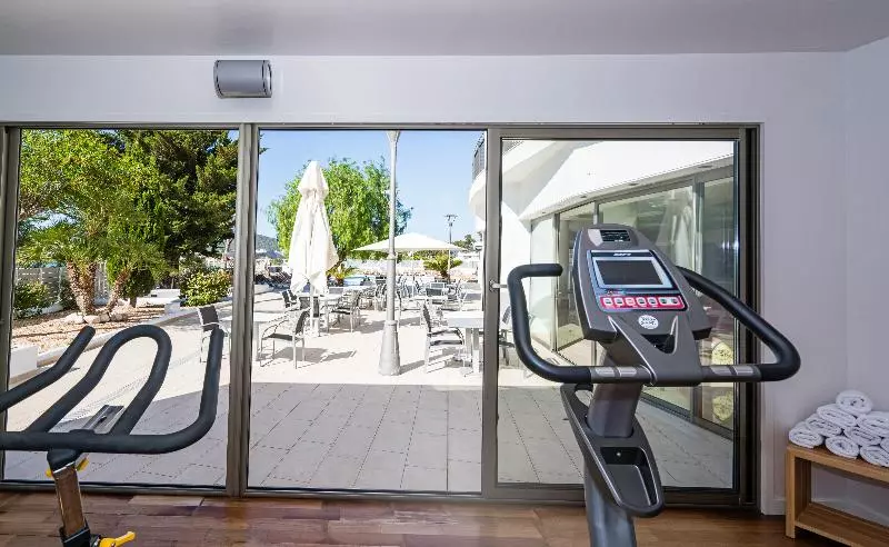 ホテル Thb Ocean Beach - Adults Only