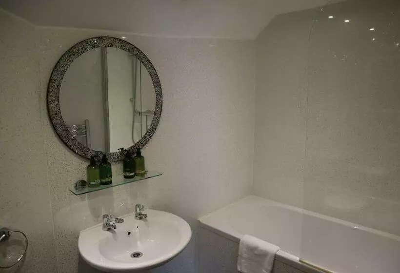 Retkeilymaja The White Horse Inn