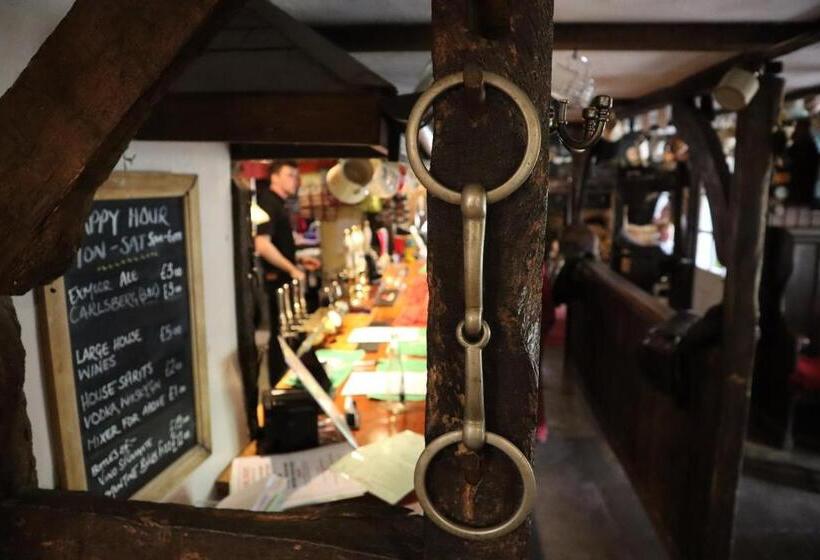 호스텔 The White Horse Inn