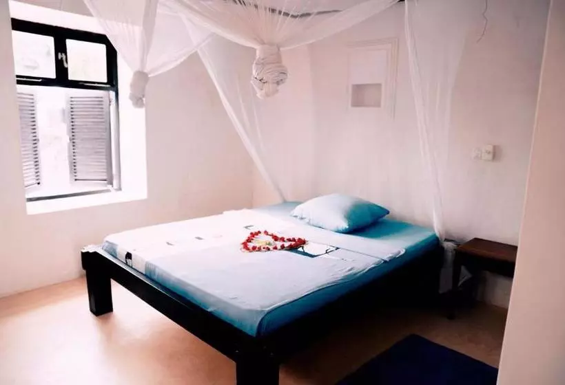 تختخواب و صبحانه Jamala Guesthouse