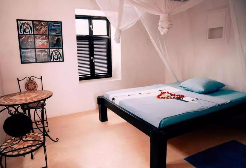 تختخواب و صبحانه Jamala Guesthouse