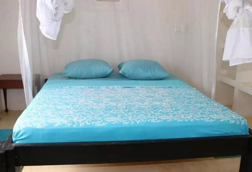 تختخواب و صبحانه Jamala Guesthouse