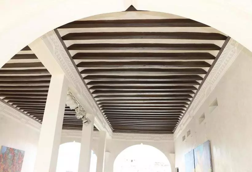 تختخواب و صبحانه Jamala Guesthouse