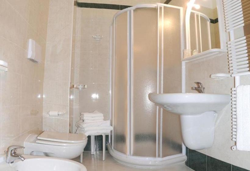 בית מלון כפרי Albergo Casa Del Pellegrino