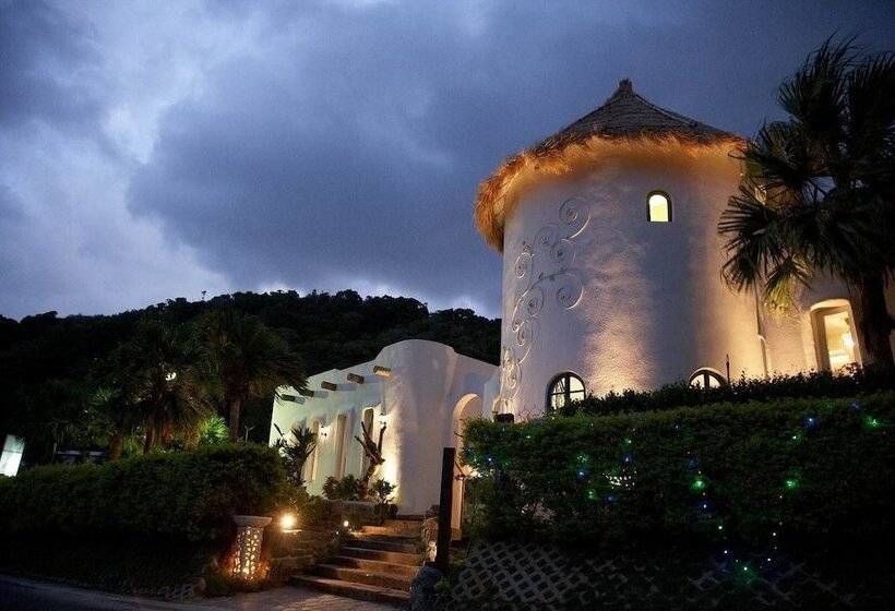 هتل Fennel Resort