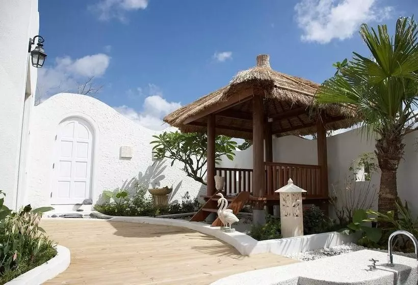 هتل Fennel Resort