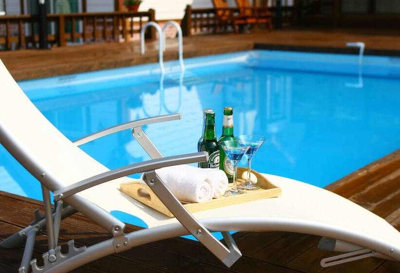 Отель Forest Of Color Pension