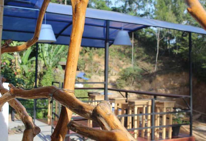 בית מלון כפרי Hi Lanka Backpackers Adults Only