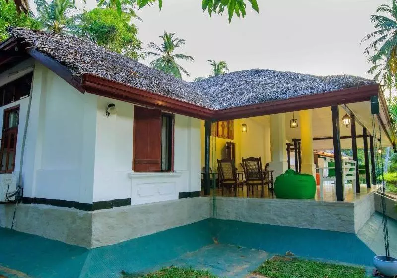 Hotelli The Berrycove Bungalow