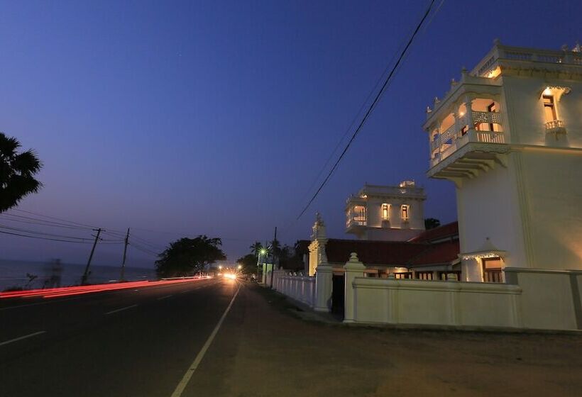 Hotel Yoho Monsoon Villa