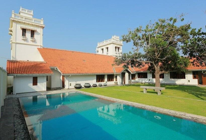 Hotel Yoho Monsoon Villa