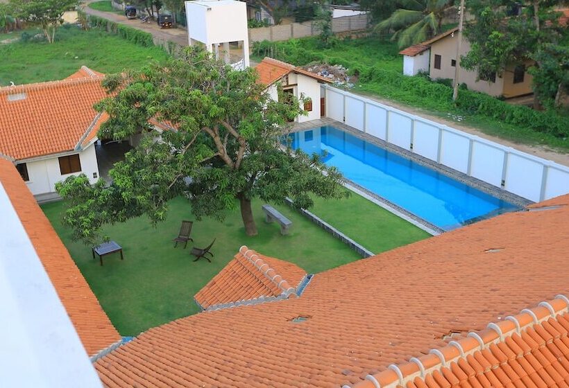 Hotel Yoho Monsoon Villa