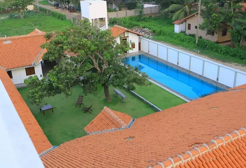 ホテル Yoho Monsoon Villa