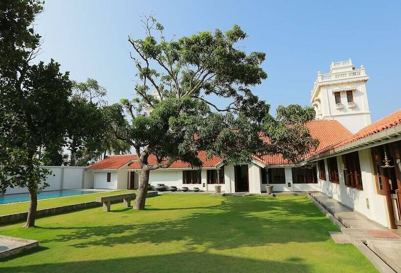 Hotel Yoho Monsoon Villa