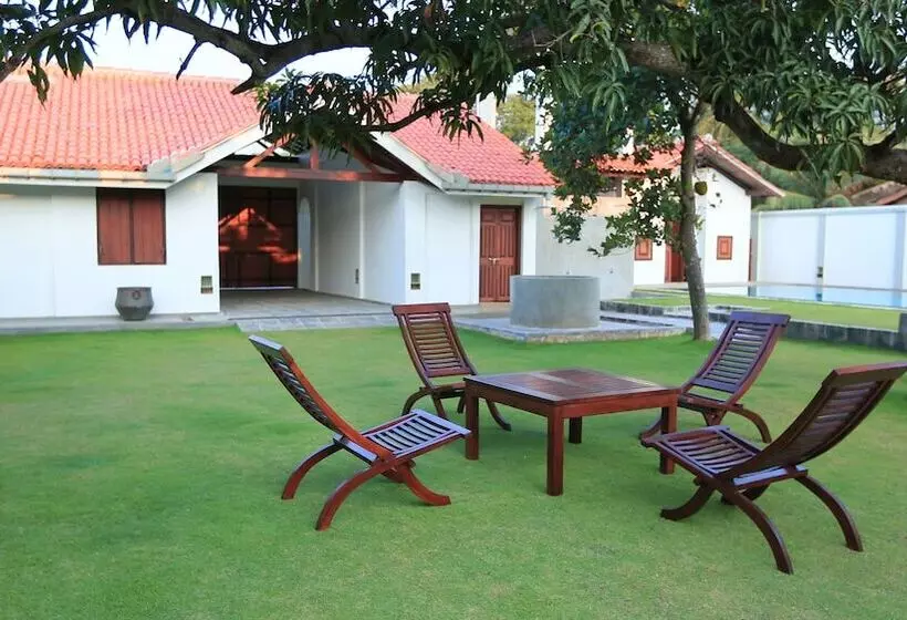 ホテル Yoho Monsoon Villa