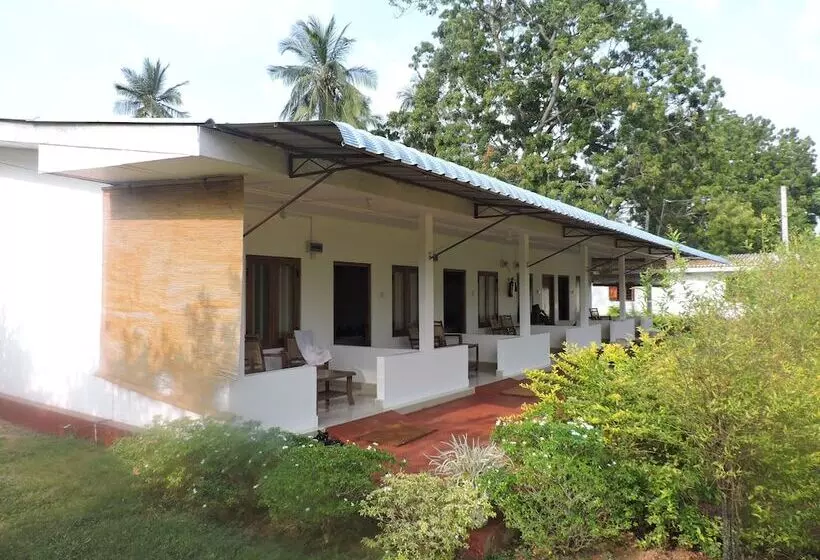 Serendib Hotels Nilaveli