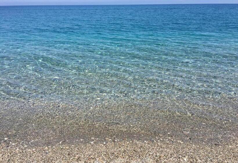 ホテル Agriturismo Don Cesarino