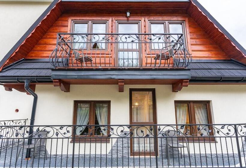 ホテル Apartamenty Jedrol