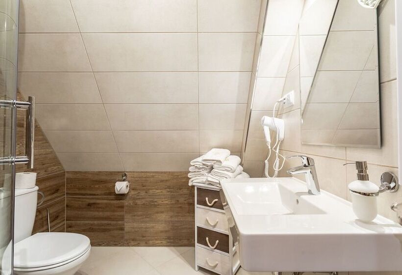 ホテル Apartamenty Jedrol