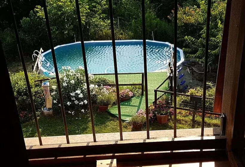 ホテル Cascina Il Quercin
