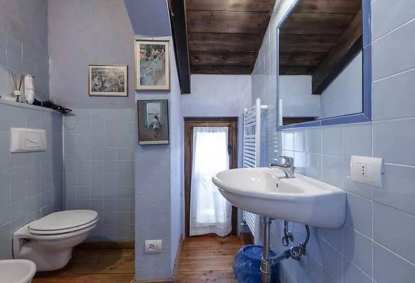 ホテル Cascina Il Quercin